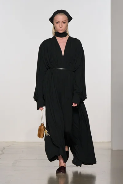Look 43